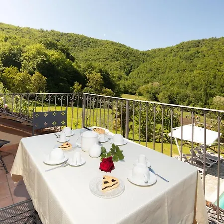 Villa With Pool And Outbuilding Fivizzano By Vacavilla Terenzano (Massa and Carrara)